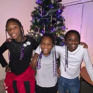 Meet your Posher, Shamika l